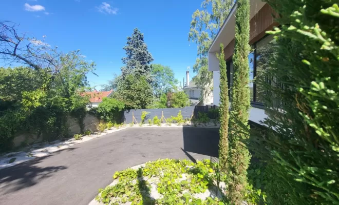 Un aménagement extérieur sur mesure pour sublimer une piscine, Cournon-d'Auvergne, Instinct Naturel